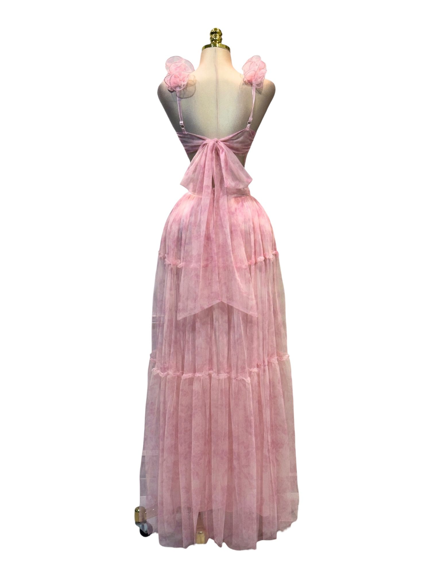 Vestido Largo Rosa Degradado Con Escote En V Y Aplicaciones En Hombros - Image 3