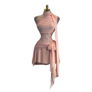 Vestido Corto Rosa Asimétrico Con Nudo Y Lazo Decorativo
