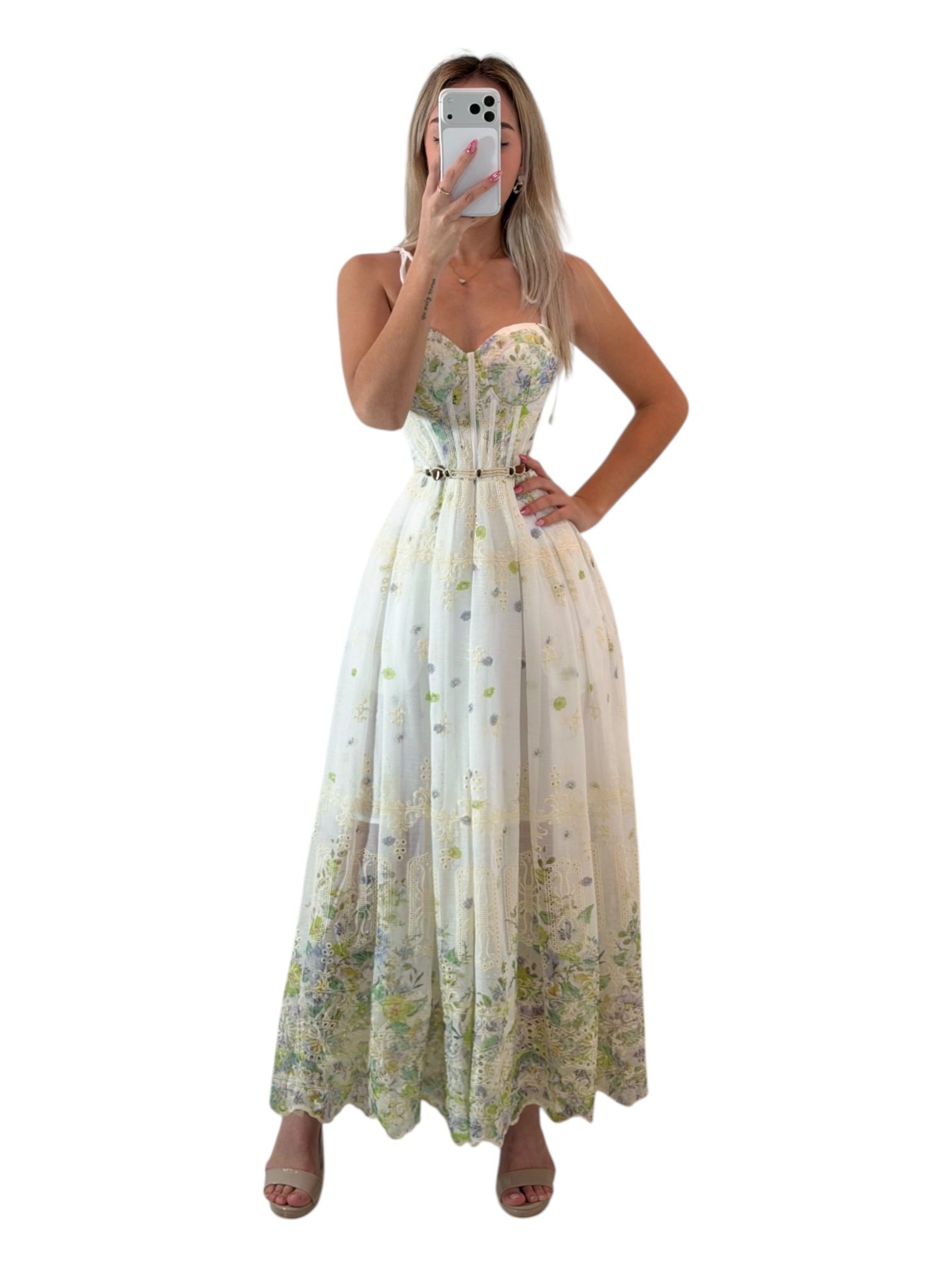 Vestido Largo Blanco Con Tirantes Ajustables Y Bordado Floral - Image 3