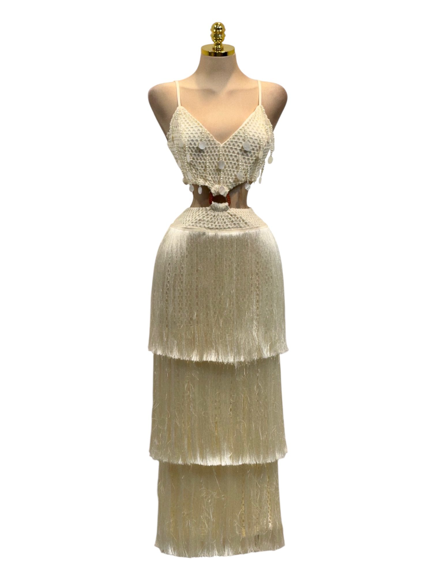 Vestido Beige Con Accesorios - Image 2