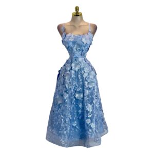 Vestido Midi Azul Cielo De Encaje Floral Con Tirantes Delgados