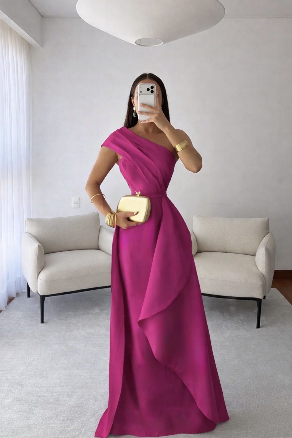 Vestido Fucsia De Un Hombro Con Falda Asimétrica - Image 4