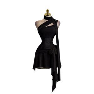 Vestido Negro Asimétrico Con Drapeado