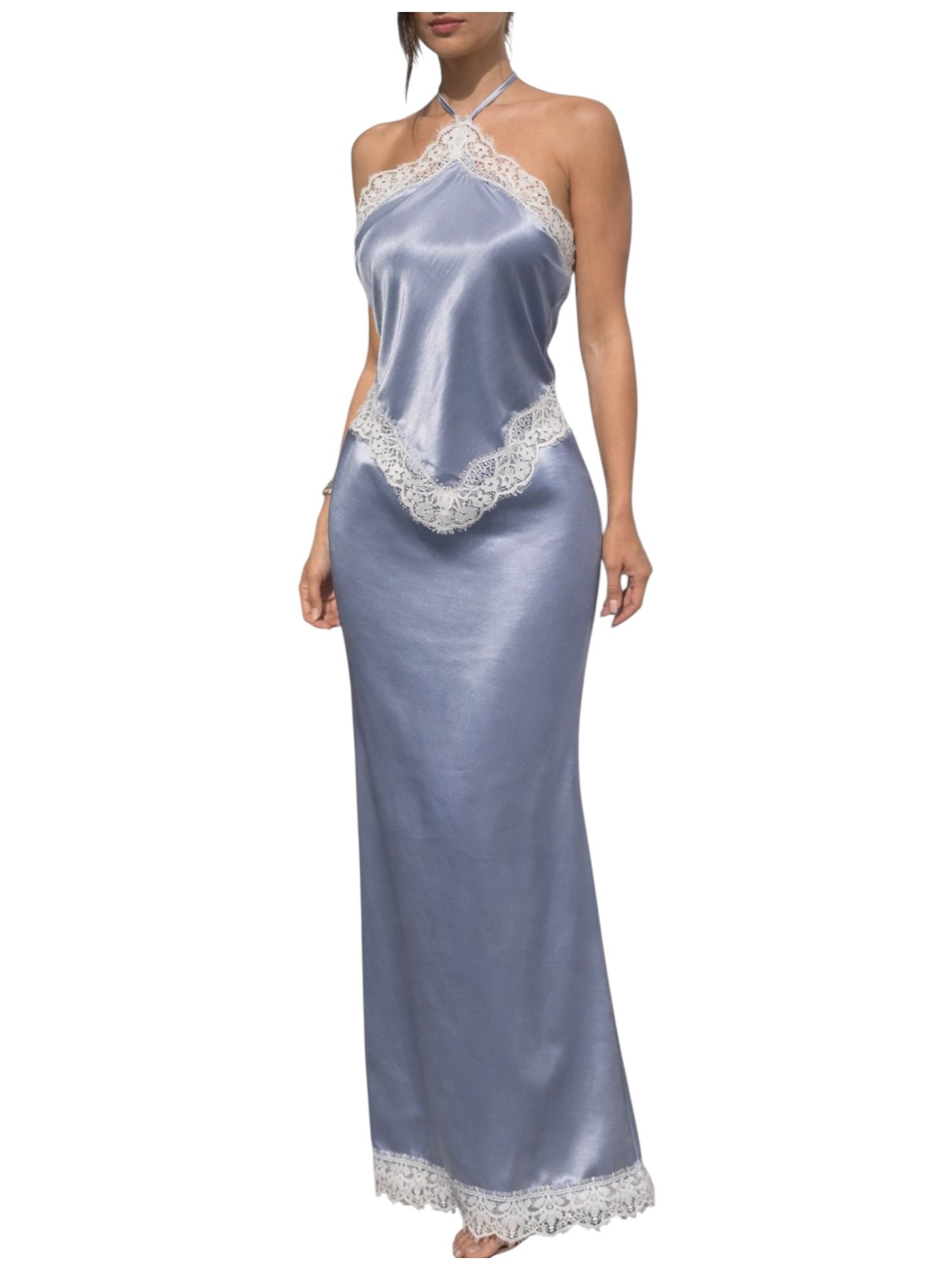 Vestido Satinado Azul Cielo Con Encaje Blanco - Image 2