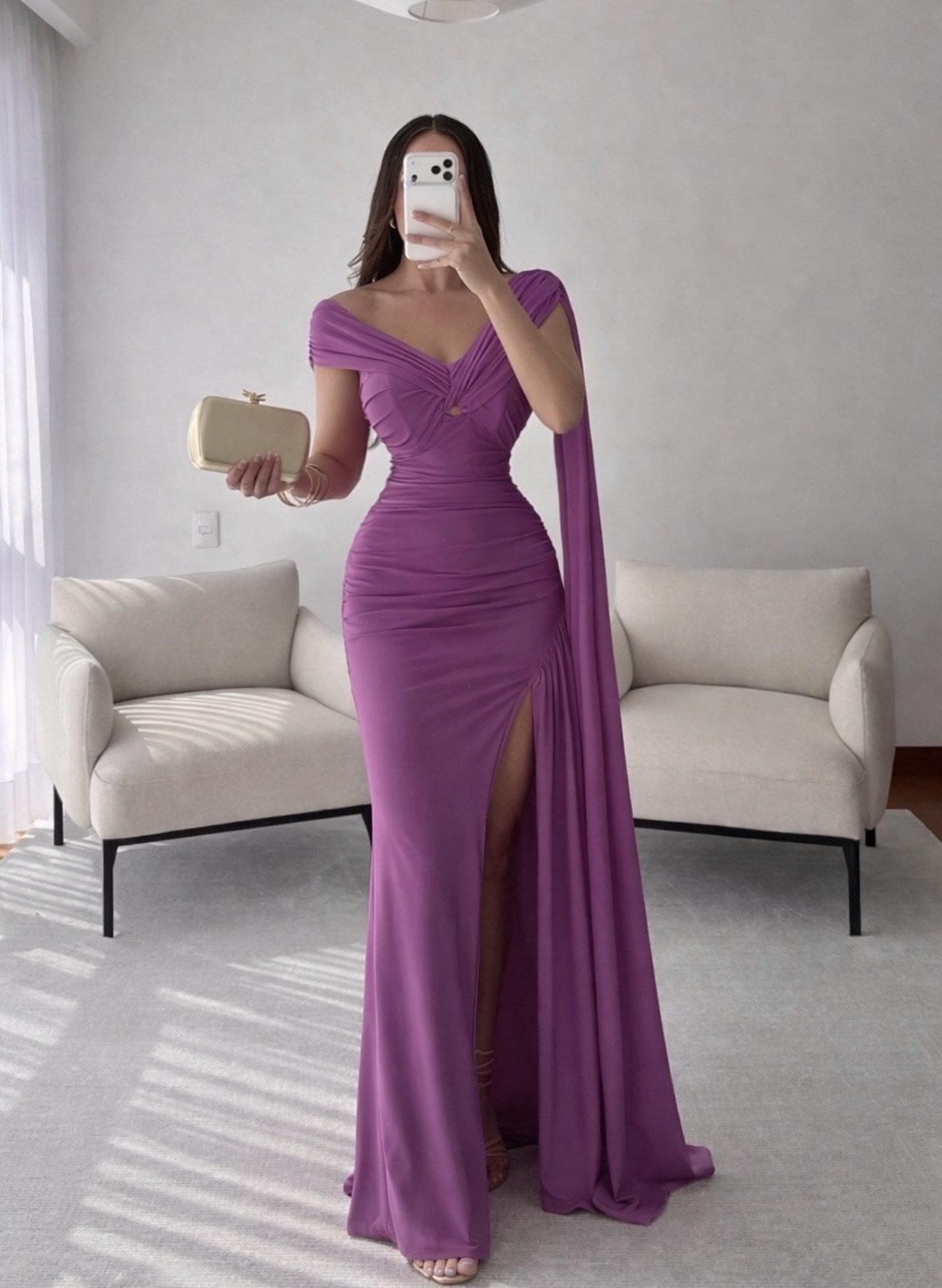 Vestido Orquídea Con Capa - Image 3