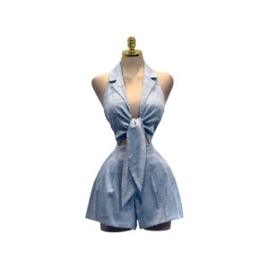 Jumper Azul Cielo Con Nudo Frontal Y Short Texturizado