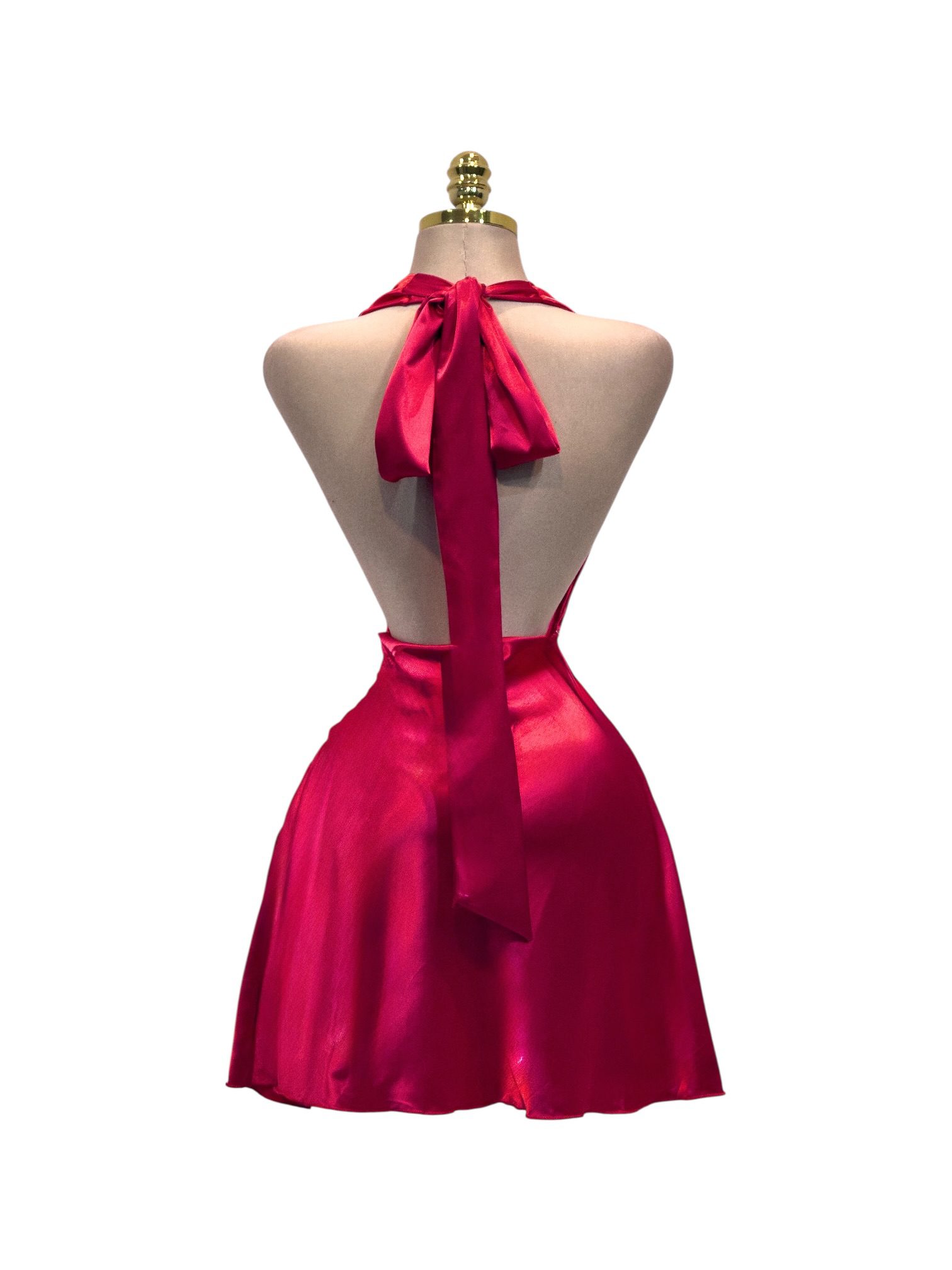 Vestido Rojo Satinado Con Escote Halter Profundo Y Falda Acampanada - Image 3