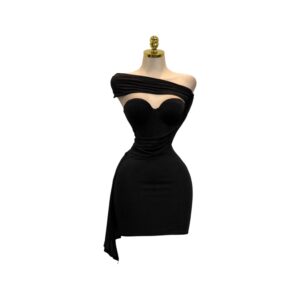 Vestido Negro Con Escote Corazón Y Banda Asimétrica Transparente