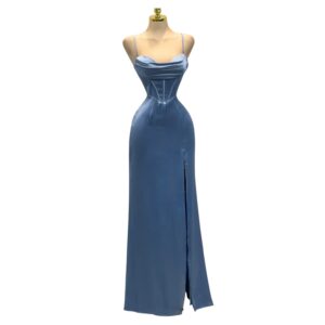 Vestido Azul Con Corset Estructurado Y Abertura