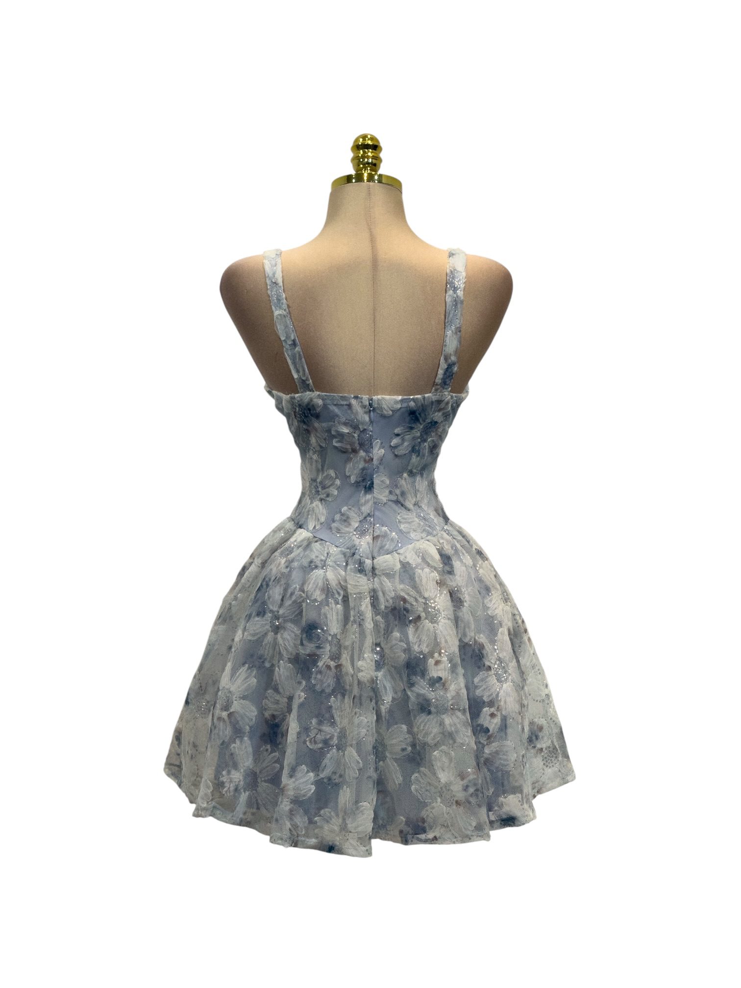 Vestido Azul Floral Con Tirantes Y Falda Amplia - Image 3