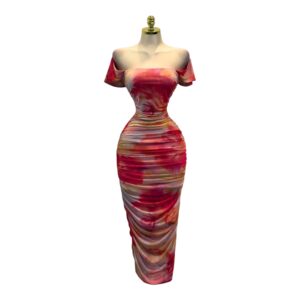 Vestido Estampado Naranja Con Escote Bardot Y Falda Drapeada