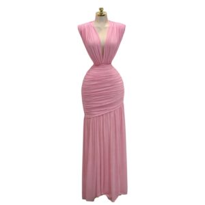 Vestido Rosa Con Escote Profundo En V Y Drapeado En Cintura