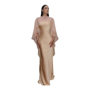 Vestido Champagne Con Capa Transparente Y Corte Recto Elegante