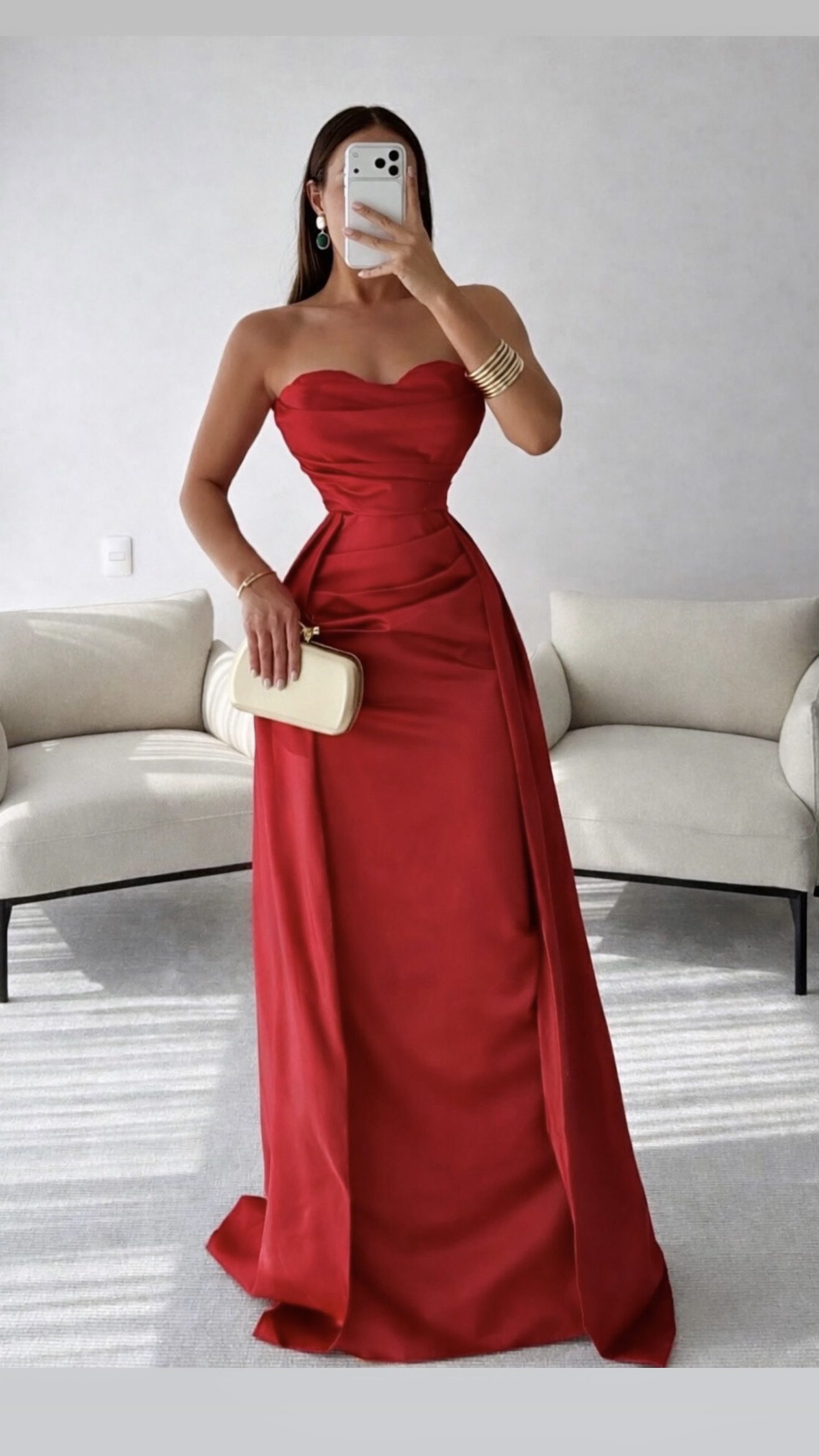 Vestido Rojo Strapless Satin - Image 4