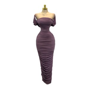 Vestido Midi Morado Ajustado Con Escote Strapless Y Manga Caída Drapada
