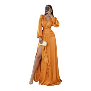 Vestido Naranja Satinado Con Manga Larga Y Abertura Fluida Elegante