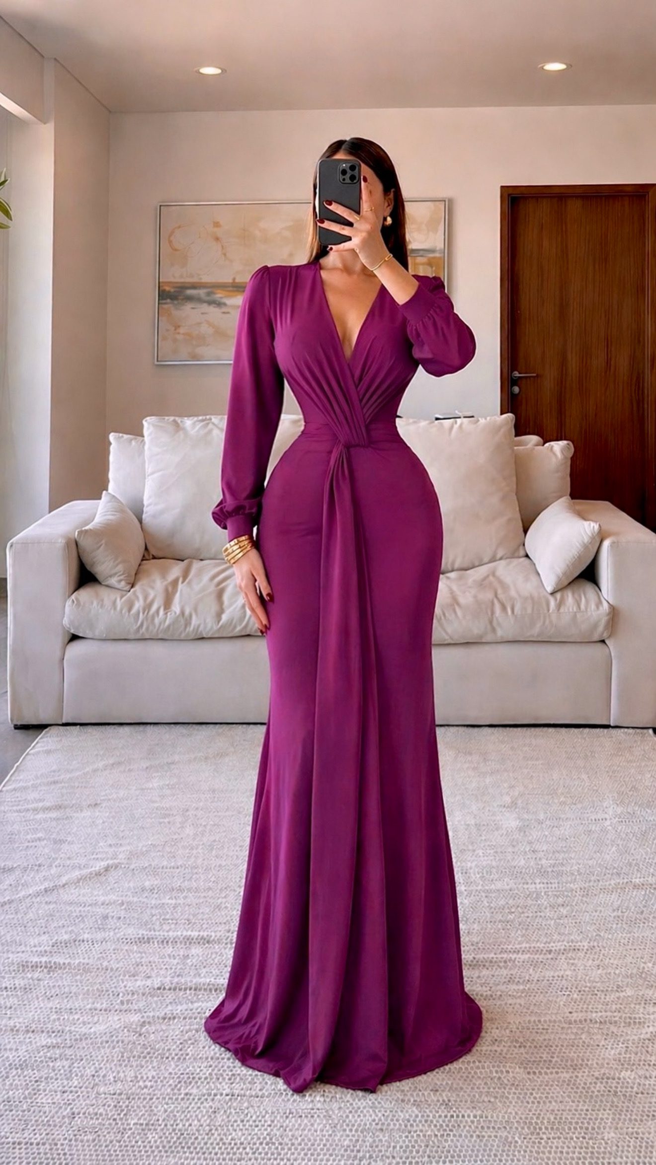 Vestido Morado Con Escote Profundo Y Manga Larga - Image 3