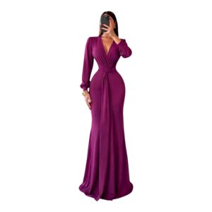 Vestido Morado Con Escote Profundo Y Manga Larga