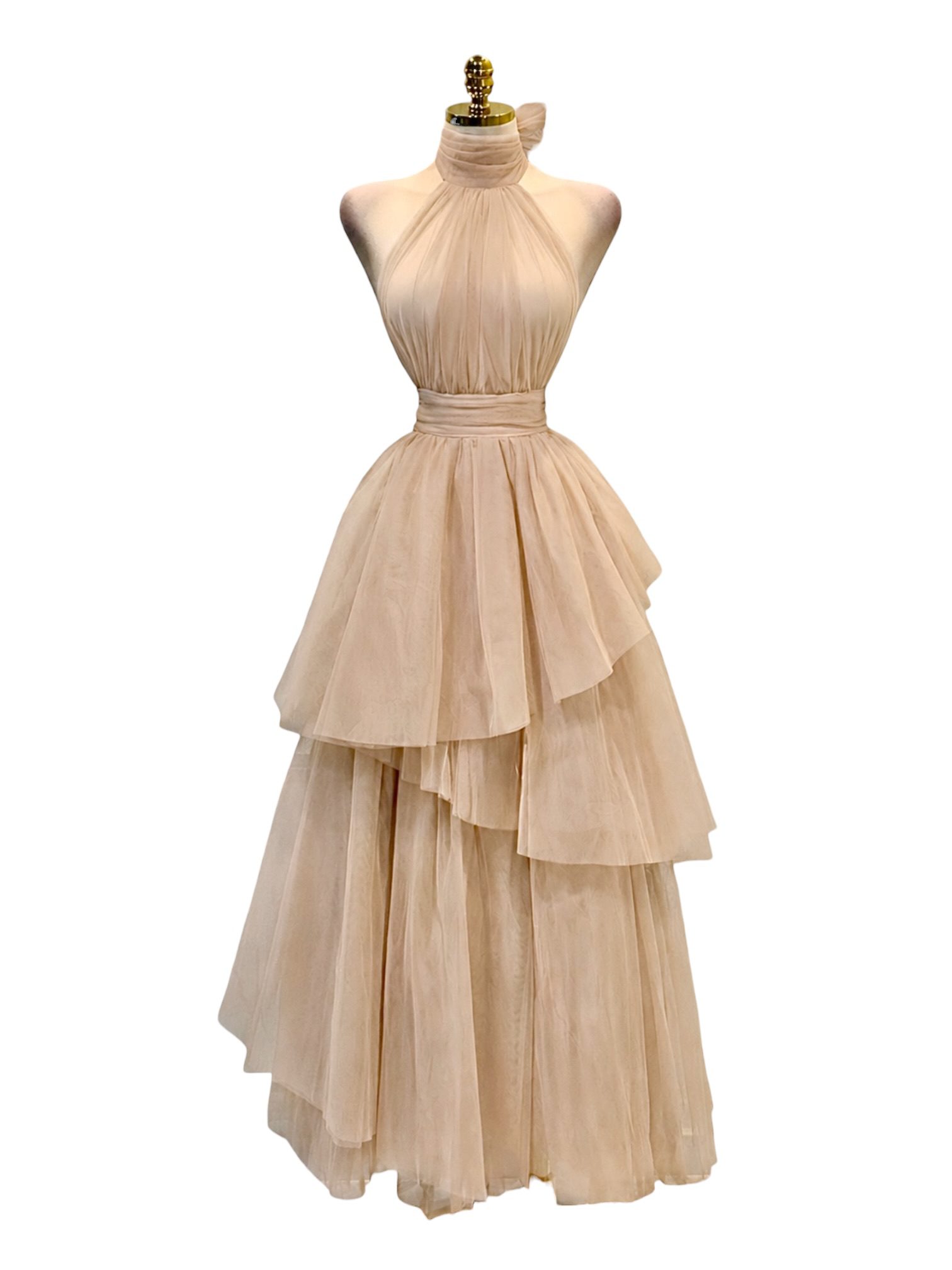 Vestido Nude De Tul Con Cuello Halter Y Falda En Capas Voluminosa - Image 2