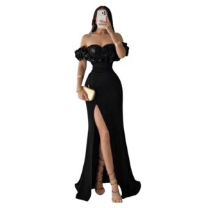 Vestido Negro Con Escote Strapless Y Abertura Pronunciada