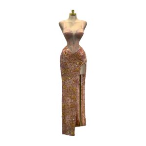 Vestido Nude/Rosa Con Pedrería De Gala Y Abertura