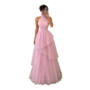 Vestido De Gala Rosa Con Encaje Floral Y Falda De Tul En Capas