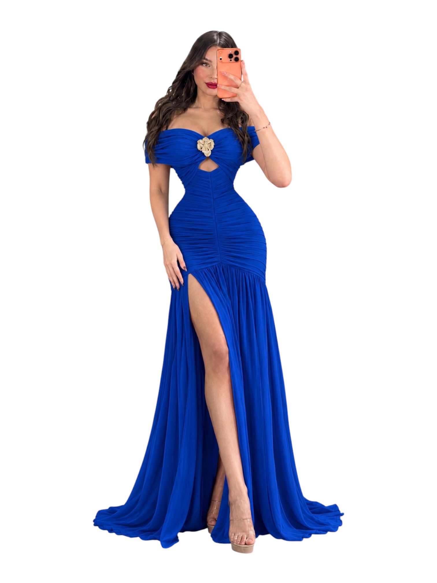 Vestido Azul Rey Drapeado Con Broche Dorado Y Abertura - Image 2
