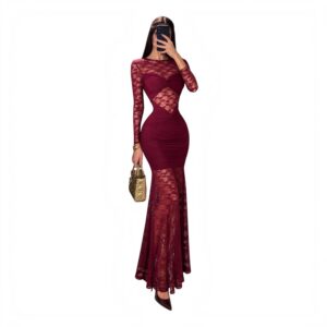 Vestido Vino De Encaje Con Transparencias Y Drapeado