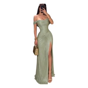 Vestido Verde Salvia Drapeado Con Hombros Descubiertos Y Abertura