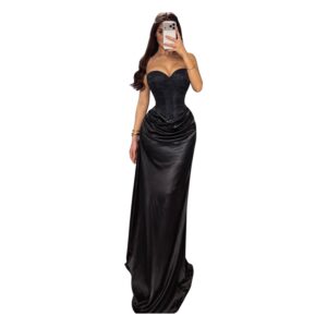 Vestido Negro Satinado Con Corsé Y Falda Drapeada