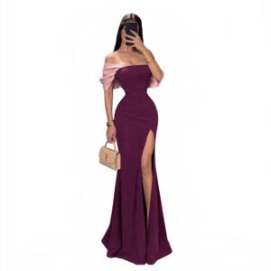 Vestido Morado Con Detalle Rosa Y Abertura