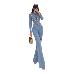 Conjunto De Mezclilla Azul Claro Con Chaqueta Militar
