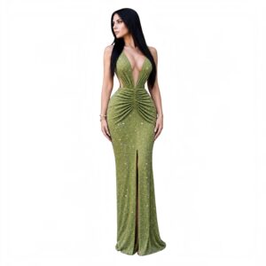 Vestido Verde Con Pedrería Escote Profundo Y Abertura