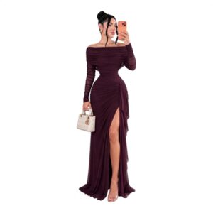 Vestido Largo Berry De Hombros Descubiertos Con Fruncido Y Abertura