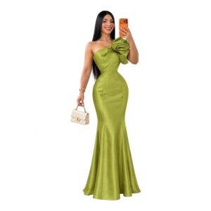 Vestido Largo Verde Olivo Asimétrico Con Flor En Hombro