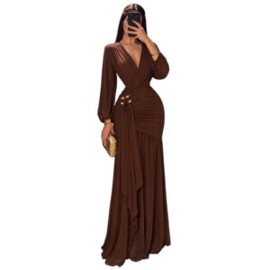 Vestido Largo Café Con Escote Profundo, Fruncido Y Detalle Dorado
