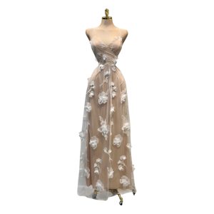 Vestido Beige Con Flores