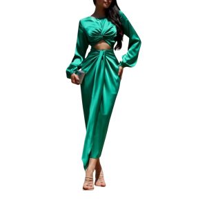 Vestido Verde Satinado Con Abertura