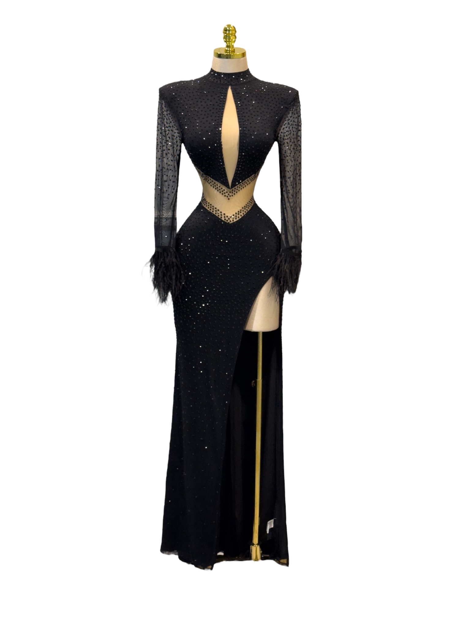 Vestido Negro Con Abertura Y Brillos - Image 2