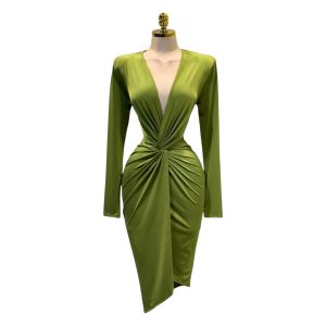 Vestido Verde Corto Con Fruncido Central