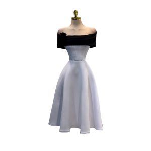 Vestido Blanco Y Negro Con Falda Amplia