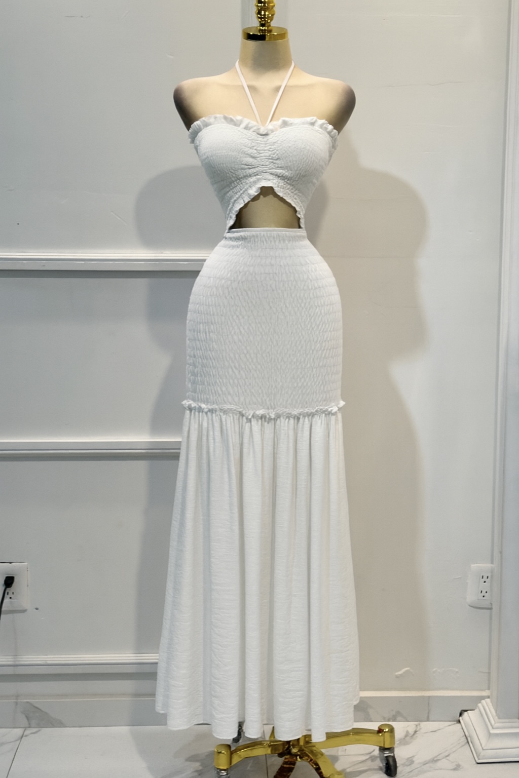 Vestido Blanco Largo Con Top Fruncido - Image 4