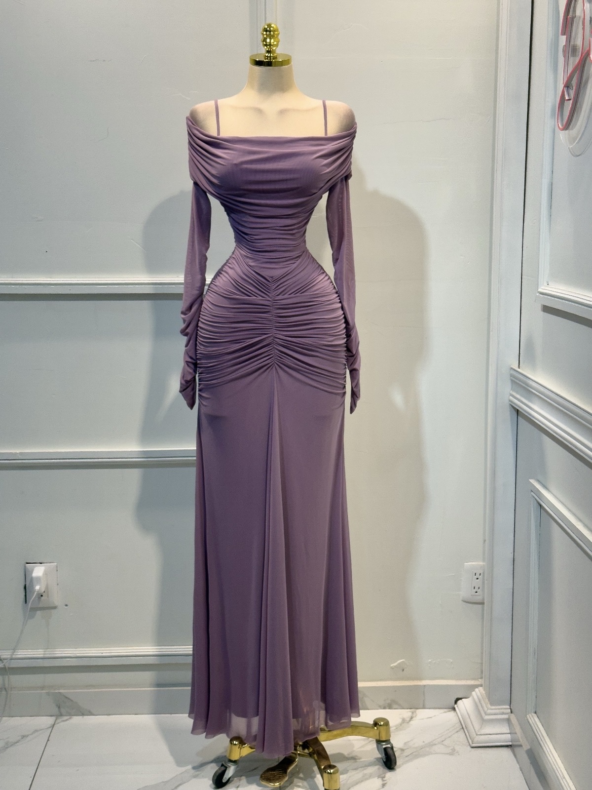 Vestido Lila Largo Con Fruncido - Image 3