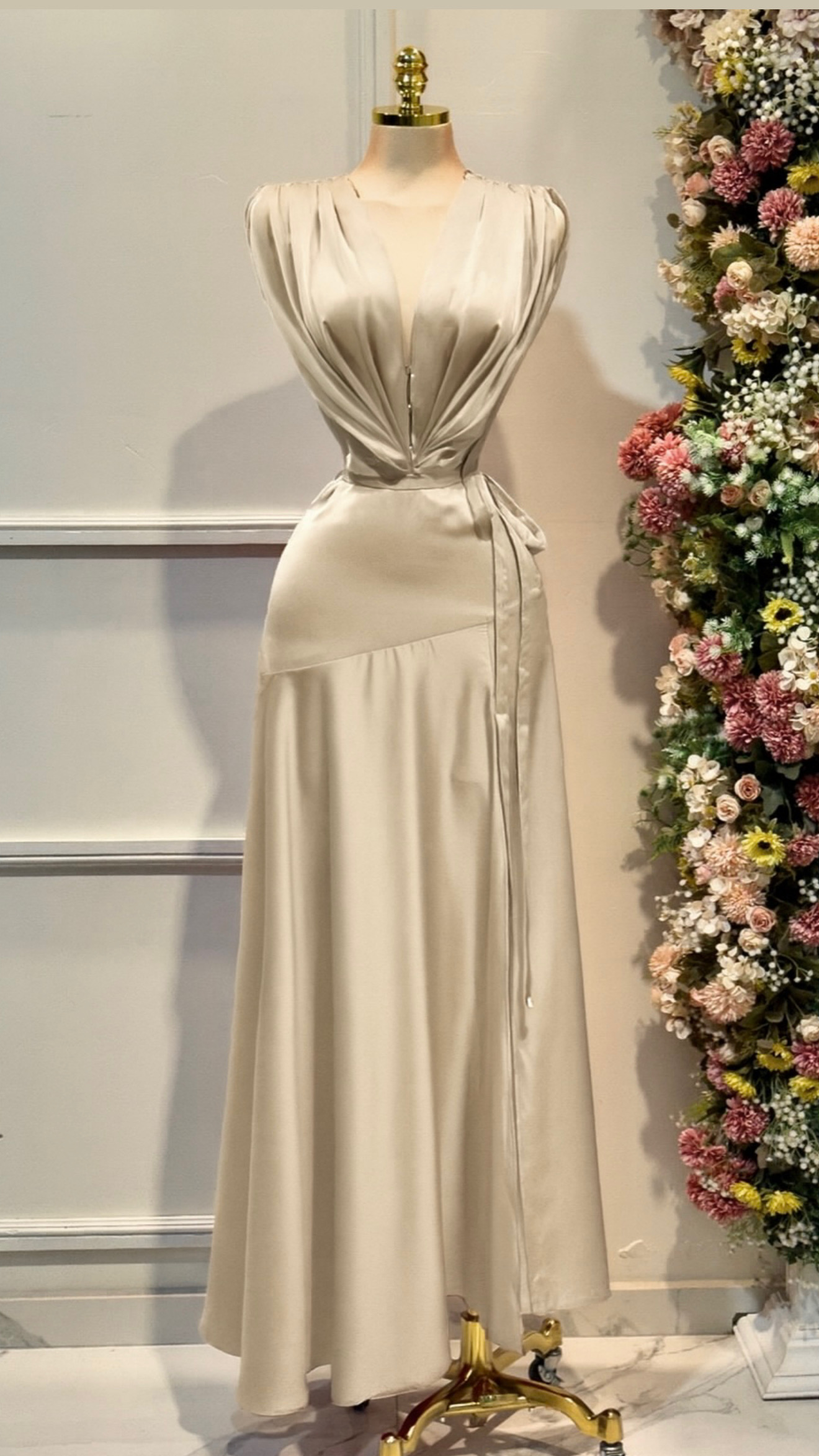 Vestido Champagne Satinado - Image 4