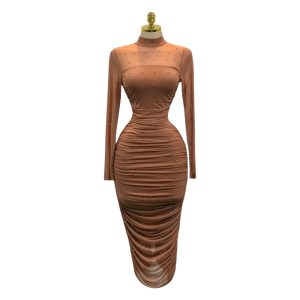 Vestido De Manga Larga Con Perlas