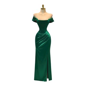 Vestido Verde Esmeralda Satín Con Escote Caído