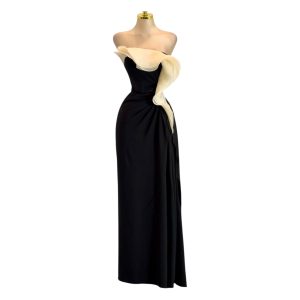 Vestido Negro Con Olan Blanco