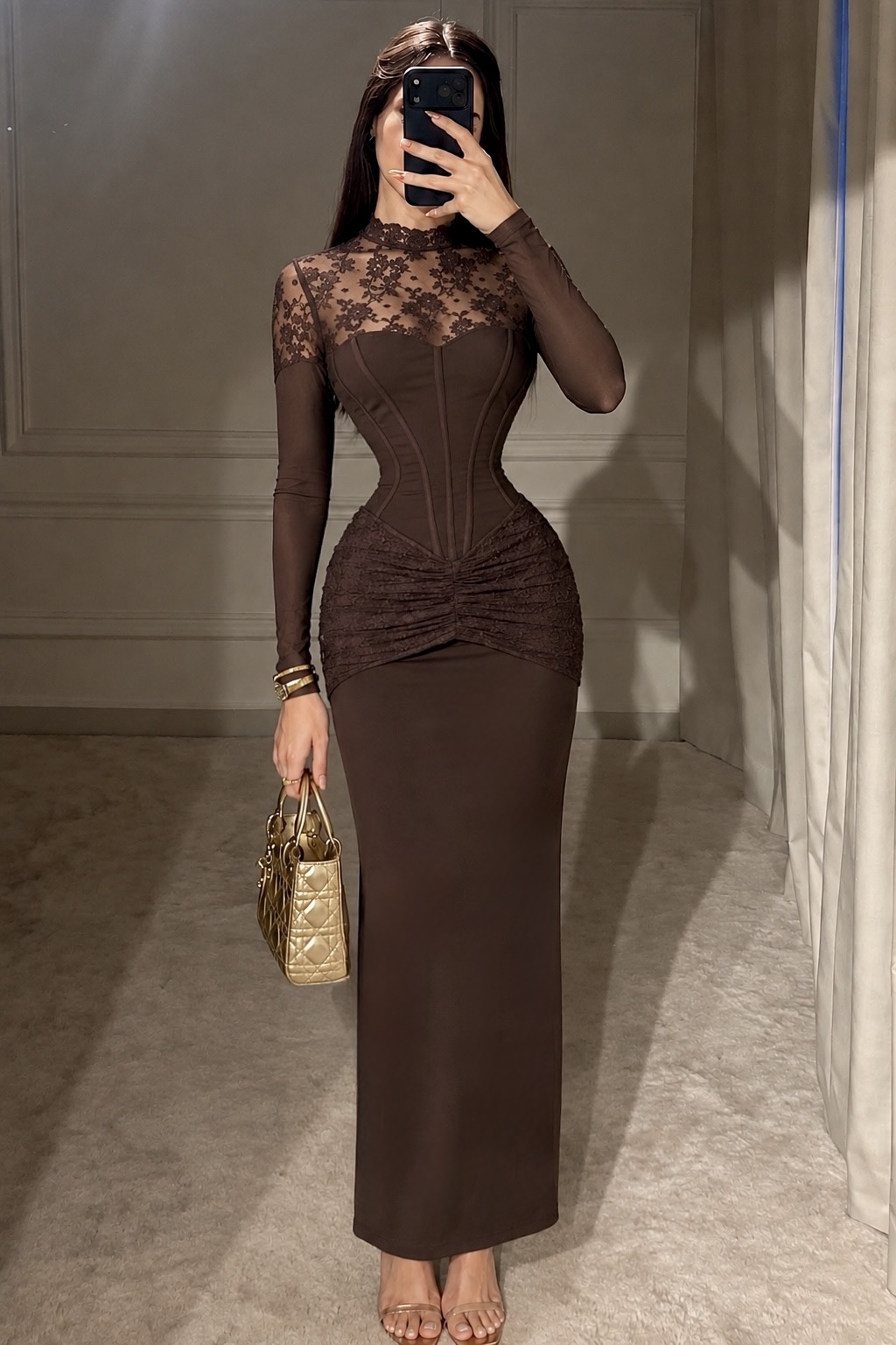 Vestido Café Con Corsé De Encaje Y Transparencias - Image 4